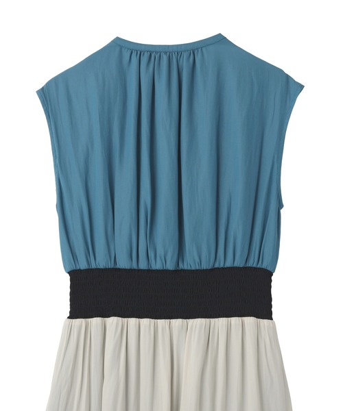 YECCA VECCA（イェッカヴェッカ）の「マルチカラーシャーリングワンピース（ワンピース・レディース・ブルーグリーン/ベージュ・FREE）」の22枚目の写真