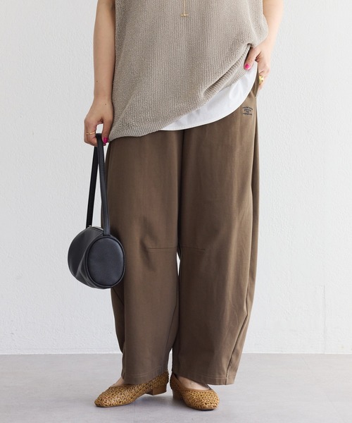 PUAL CE CIN(ピュアルセシン)の「接触冷感・抗菌カットソーカーブシルエットパンツ(スウェットパンツ・レディース・ブラウン/ブラック/オートミール・MEDIUM/LARGE)」の15枚目の写真