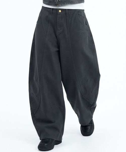 ARTISTWEAR（アーティストウェア）の「[ATW] ボリュームワイドフィットコットンカーブドパンツ - 2カラー（その他パンツ・レディース・ベージュ/チャコール・SMALL/MEDIUM/LARGE/X-LARGE/XX-LARGE）」の8枚目の写真