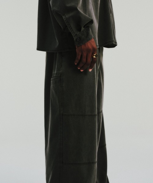 COOTIE PRODUCTIONS(クーティープロダクションズ)の「Pigment Coating T/R Twill Double Knee Work Trousers(その他パンツ・メンズ・ブラック系その他・X-LARGE/LARGE/MEDIUM/SMALL)」の3枚目の写真