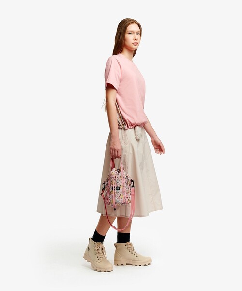 AIGLE（エーグル）の「【LIBERTY】 背面バックフラワープリントオーガニックコットン半袖Tシャツ（Tシャツ/カットソー・レディース・ピンク/モスグリーン/ブルー・S/M/L）」の11枚目の写真