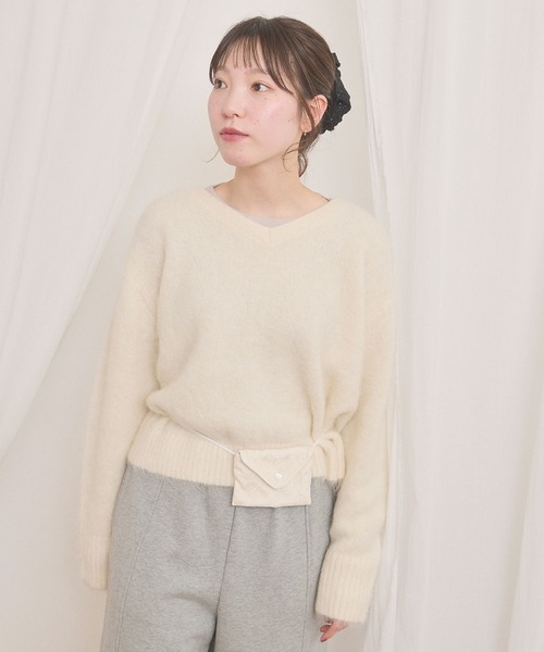 fig London(フィグロンドン)の「fluff Vneck(ニット/セーター・レディース・ホワイト/グレー・FREE)」の8枚目の写真