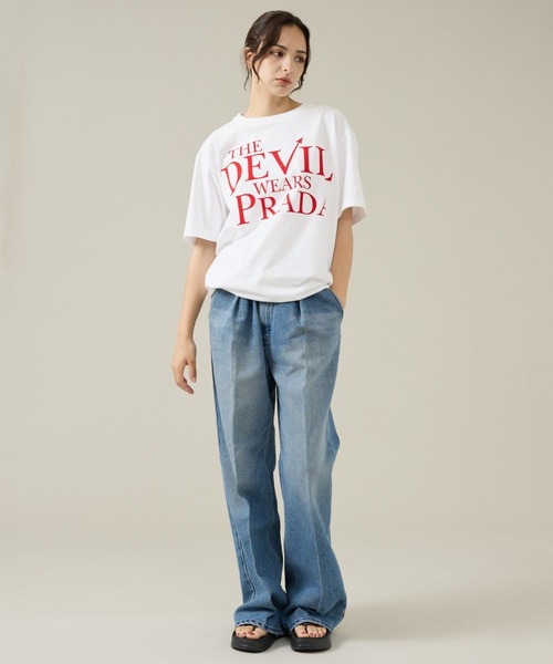 JACKSON MATISSE(ジャクソンマティス)の「【JACKSON MATISSE/ジャクソンマティス】 The Devil Wears Prada/プラダを着た悪魔Tシャツシリーズ/MOVIE Tシャツ/ユニセックス(Tシャツ/カットソー・メンズ・ホワイト系その他2/レッド/ホワイト系その他3/ホワイト系その他/ブラック・XL/L/M)」の12枚目の写真