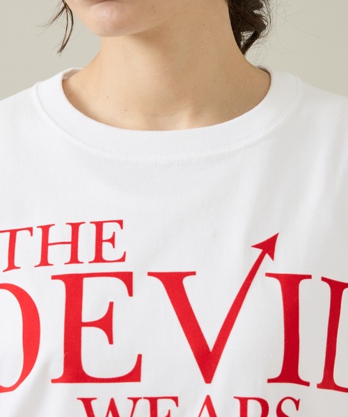 JACKSON MATISSE(ジャクソンマティス)の「【JACKSON MATISSE/ジャクソンマティス】 The Devil Wears Prada/プラダを着た悪魔Tシャツシリーズ/MOVIE Tシャツ/ユニセックス(Tシャツ/カットソー・メンズ・ホワイト系その他2/レッド/ホワイト系その他3/ホワイト系その他/ブラック・XL/L/M)」の18枚目の写真