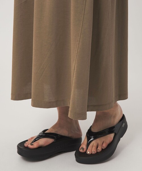 green label relaxing(グリーンレーベルリラクシング)の「【WEB限定】<at ease>ヘンリーネック カットソー ワンピース(ワンピース・レディース・ダークグレー/モカ・FREE)」の20枚目の写真