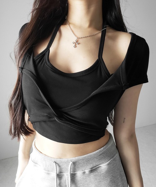 me+em select(ミームセレクト)の「【 3color 】ホルターネックレイヤードショートぴちTシャツ / halter neck layered short pichi T-shirts(Tシャツ/カットソー・レディース・ブラック/ホワイト/グレー・FREE)」の3枚目の写真