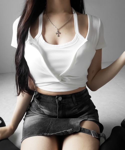 me+em select(ミームセレクト)の「【 3color 】ホルターネックレイヤードショートぴちTシャツ / halter neck layered short pichi T-shirts(Tシャツ/カットソー・レディース・ブラック/ホワイト/グレー・FREE)」の22枚目の写真