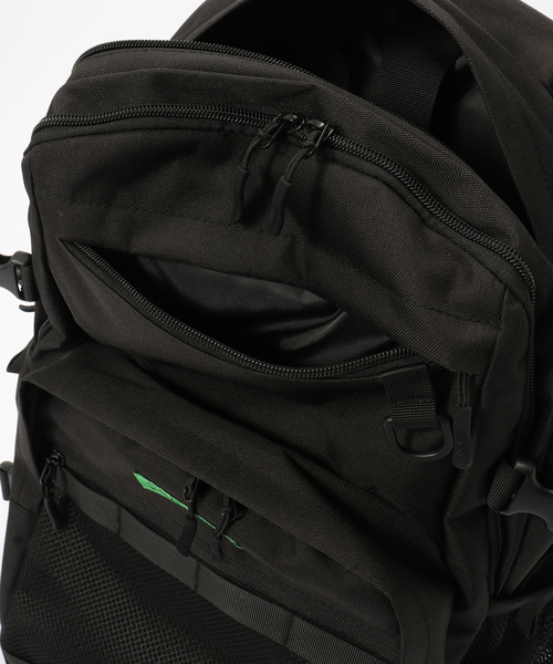 KiU(キウ)の「【KiU/キウ】EVERYDAY BACKPACK:リュック(バックパック/リュック・レディース・ブラック・FREE)」の8枚目の写真