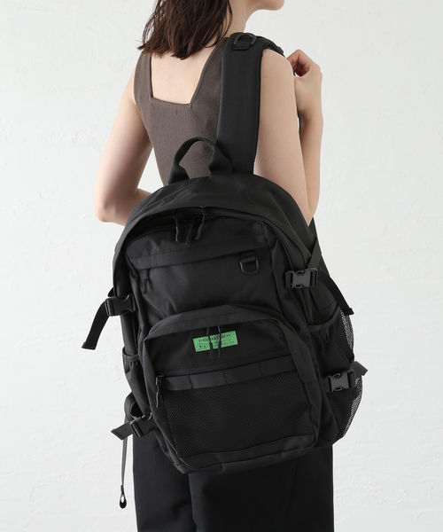KiU(キウ)の「【KiU/キウ】EVERYDAY BACKPACK:リュック(バックパック/リュック・レディース・ブラック・FREE)」の16枚目の写真