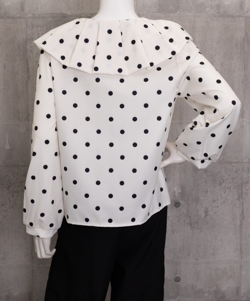 Miniministore(ミニミニストア)の「ドット柄シャツブラウスビッグカラー春夏秋(シャツ/ブラウス・レディース・アイボリー・L/M)」の2枚目の写真