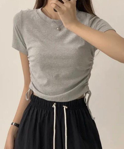 semplice(センプリチェ)の「Tシャツ【韓国ファッション】(Tシャツ/カットソー・レディース・ホワイト/ブラック/グレー・F)」の3枚目の写真
