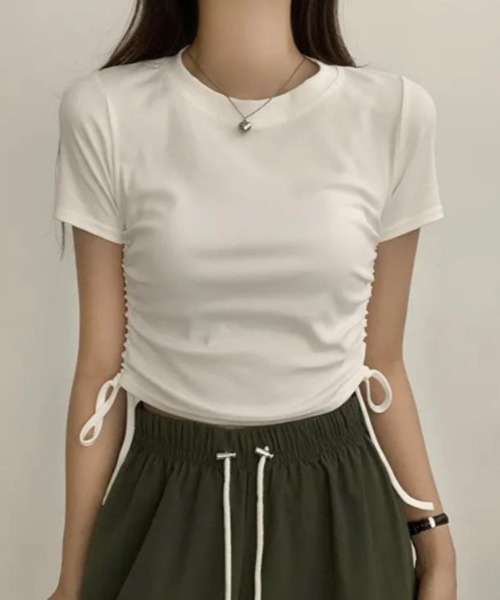 semplice(センプリチェ)の「Tシャツ【韓国ファッション】(Tシャツ/カットソー・レディース・ホワイト/ブラック/グレー・F)」の10枚目の写真