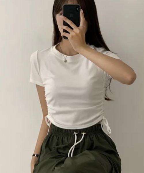 semplice(センプリチェ)の「Tシャツ【韓国ファッション】(Tシャツ/カットソー・レディース・ホワイト/ブラック/グレー・F)」の9枚目の写真