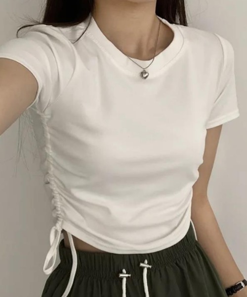 semplice(センプリチェ)の「Tシャツ【韓国ファッション】(Tシャツ/カットソー・レディース・ホワイト/ブラック/グレー・F)」の5枚目の写真