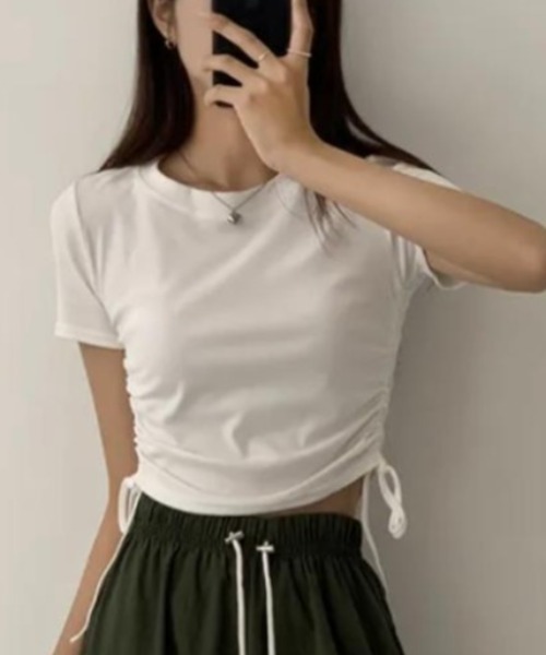 semplice(センプリチェ)の「Tシャツ【韓国ファッション】(Tシャツ/カットソー・レディース・ホワイト/ブラック/グレー・F)」の4枚目の写真
