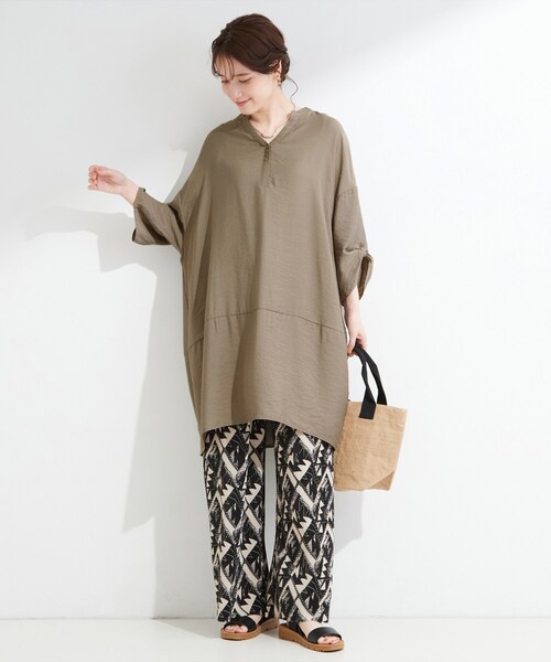 SHOO・LA・RUE(シューラルー)の「【ひんやり/S-LL/洗濯機可】体型カバーにも スラブコクーンチュニック(ワンピース・レディース・ブラウン系その他/ブルー/イエロー系その他/ブラック・04/01/02/03)」の13枚目の写真