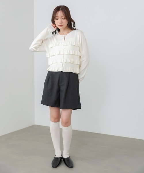 Bab(バブ)の「【2点セット】ティアードフリルニットカーデ&2WAYビスチェアンサンブル(アンサンブル・レディース・ブラック/パープル/アイボリー・FREE)」の6枚目の写真