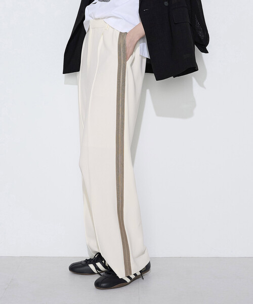COMME CA(コムサ)の「ストレッチダブルクロス トラックパンツ(その他パンツ・レディース・ネイビー/オフホワイト・11号/9号)」の1枚目の写真