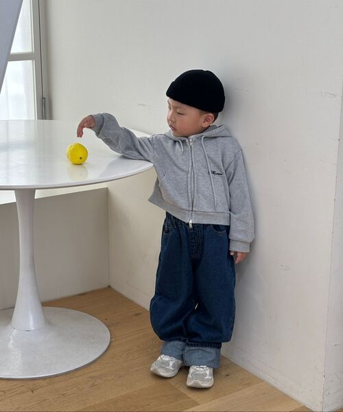 MUSINSA STANDARD KIDS（ムシンサスタンダードキッズ）の「カーブデニムパンツ [ミディアムインディゴ]（デニムパンツ・レディース・その他・120/130/140/150/160）」の3枚目の写真