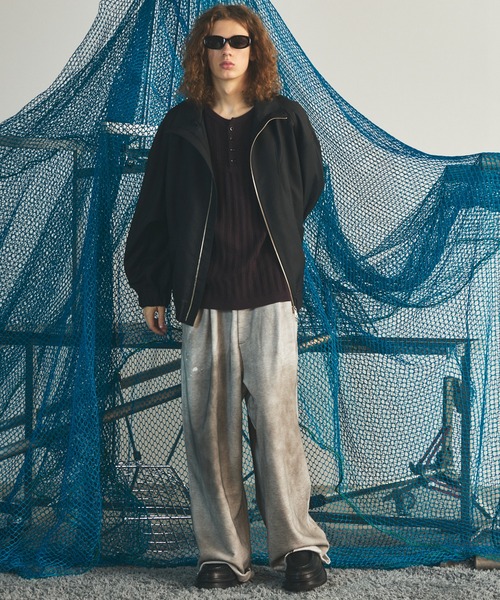 MAISON SPECIAL（メゾンスペシャル）の「《UNISEX》Shadow Stripe Prime-Over Henley Neck Knit Sweater/シャドーストライププライムオーバーヘンリーネックニットセーター【MAISON SPECIAL/メゾンスペシャル】（ニット/セーター・メンズ・ベージュ/バーガンディー/ブラック・2/1/0）」の6枚目の写真