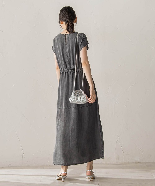 Droite lautreamont（ドロワットロートレアモン）の「Air DENIMワンピース（ワンピース・レディース・ブラック/ブルー・M）」の7枚目の写真