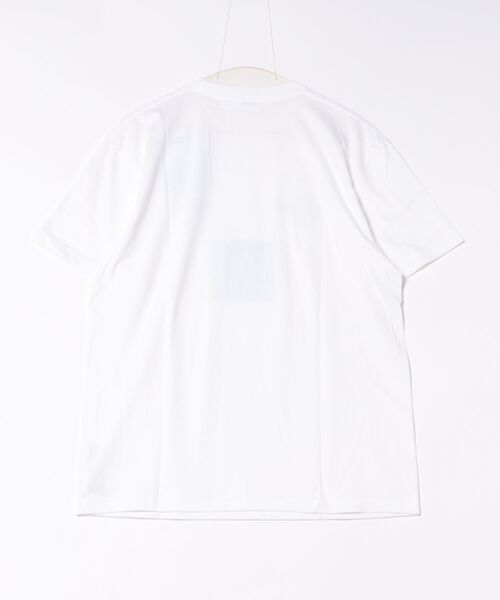 TOGA TOO(トーガトゥ)の「TOGA×NTS Logo print T-shirt TOGA×NTS(Tシャツ/カットソー・メンズ・ブラック/ホワイト・LARGE)」の3枚目の写真