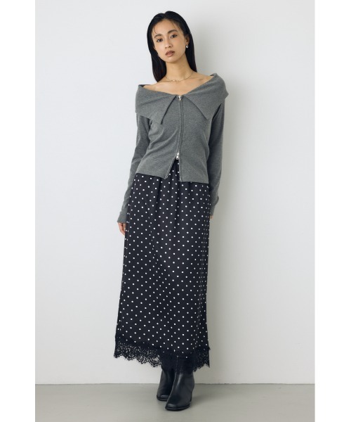 AZUL by moussy(アズールバイマウジー)の「【身長/骨格別着用画像あり】ドット裾レースサテンナロースカート 秋服 春服 トレンド ドット柄 ロングスカート【セットアップ対応】(スカート・レディース・ブラック系その他/ホワイト系その他・FREE)」の13枚目の写真