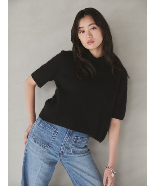 Mila Owen(ミラオーウェン)の「ポロ衿クロップド丈モヘアニット(ニット/セーター・レディース・ピンク/グレー/ブラウン/オレンジ/ブラック/ホワイト/ライトブルー・F)」の2枚目の写真