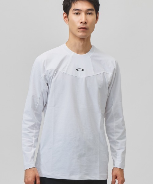 OAKLEY(オークリー)の「オークリー OAKLEY O-SYNC PACK KNIT L/S CREW 2.0(Tシャツ/カットソー・メンズ・ブルーグレー/ホワイト/ブラック・M/L/LL/3L/S)」の2枚目の写真