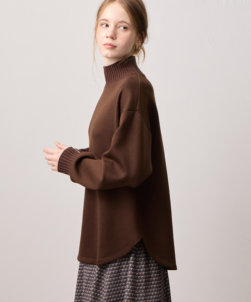LE SOUK HOLIDAY(ルスークホリデー)の「リブ切り替えハイネックカットプルオーバー(Tシャツ/カットソー・レディース・チャコールグレー/ダークブラウン・M/L)」の5枚目の写真