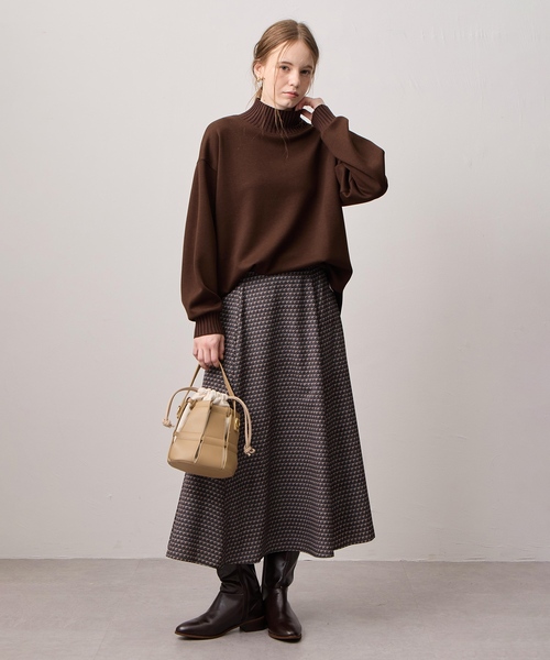 LE SOUK HOLIDAY(ルスークホリデー)の「リブ切り替えハイネックカットプルオーバー(Tシャツ/カットソー・レディース・チャコールグレー/ダークブラウン・M/L)」の13枚目の写真