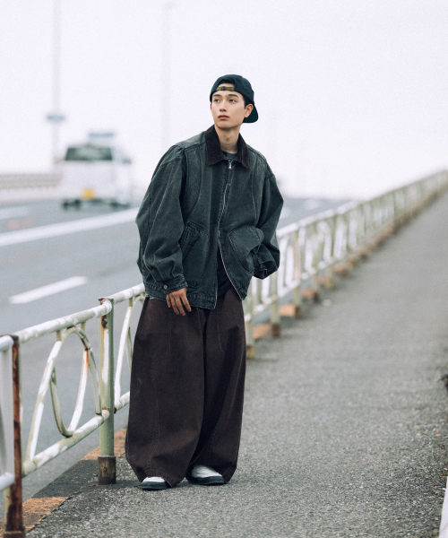 ANGLAN（アングラン）の「Denim Work Zip-Up Jacket - Washed Black（デニムジャケット・メンズ・その他・1/2）」の8枚目の写真