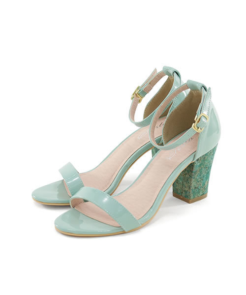 SESTO（セスト）の「コルクチャンキーヒール美脚ストラップサンダル（サンダル・レディース・アイボリー/ブラック/ベージュ/ミント/ネイビー/ライトグレー・24.0cm/25.5cm/24.5cm/22.0cm/23.0cm/22.5cm/23.5cm）」の10枚目の写真