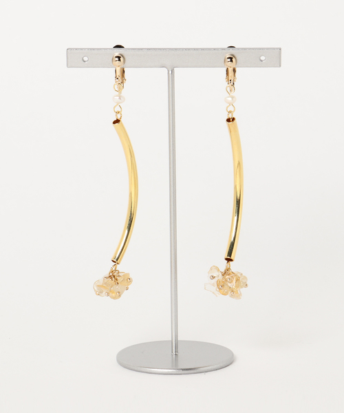 TONE SELECT GOODS(トーンセレクトグッズ)の「【nocca】bouquet earring(イヤリング・レディース・ブルー/ベージュ/ホワイト/その他・FREE)」の3枚目の写真