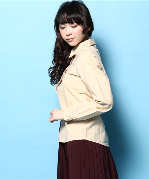 Kastane（カスタネ）の「前立て刺繍入りBL（シャツ/ブラウス・レディース・オフホワイト/ベージュ・FREE）」の9枚目の写真