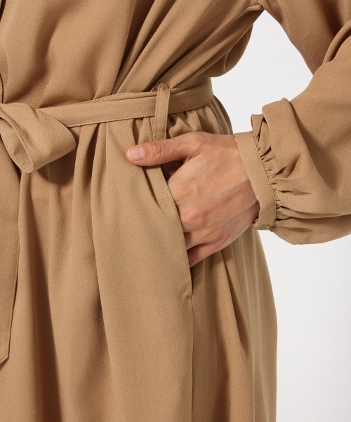 GLOBAL WORK（グローバルワーク）の「Vネックコートワンピース/766238（ワンピース・レディース・カーキ/ベージュ/ネイビー・LARGE/MEDIUM）」の16枚目の写真