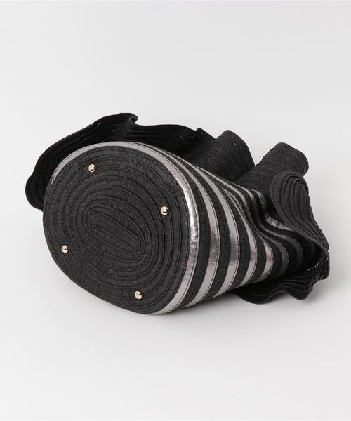 cache cache（カシュ カシュ）の「カシュカシュ cachecache / 口元フリルペーパートートバッグ（かごバッグ）」 WEAR