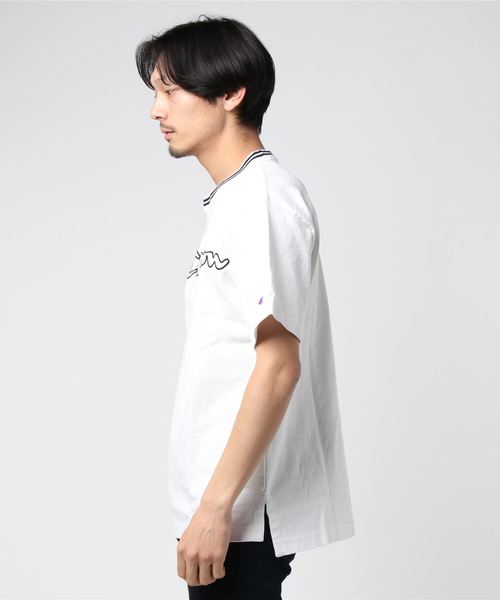 Champion(チャンピオン)の「【Champion/チャンピオン】メンズ Tシャツ(Tシャツ/カットソー・メンズ・ホワイト/ネイビー/ブラック・MEDIUM/LARGE)」の4枚目の写真