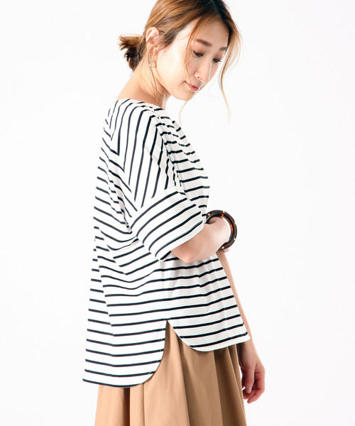 Tiara（ティアラ）の「後ろVボートネックカットソー（Tシャツ/カットソー・レディース・その他1/ホワイト/ブラック/その他2・FREE）」の6枚目の写真