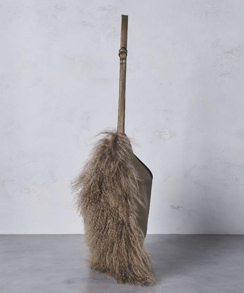 UNITED ARROWS(ユナイテッドアローズ)の「UWCB ファー ショルダーバッグ† ◆(ショルダーバッグ・レディース・ダークブラウン/ベージュ・FREE)」の5枚目の写真