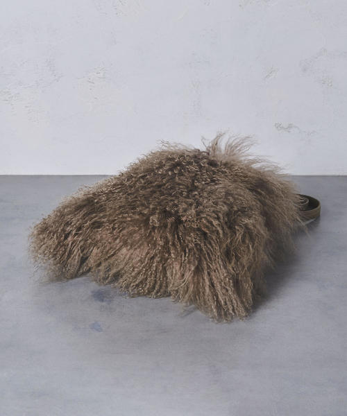 UNITED ARROWS(ユナイテッドアローズ)の「UWCB ファー ショルダーバッグ† ◆(ショルダーバッグ・レディース・ダークブラウン/ベージュ・FREE)」の10枚目の写真