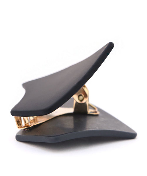 colleca la(コレカラ)の「マットスクエアバンスクリップ(バレッタ/ヘアクリップ・レディース・ブラック/ブラウン/アイボリー・FREE)」の12枚目の写真