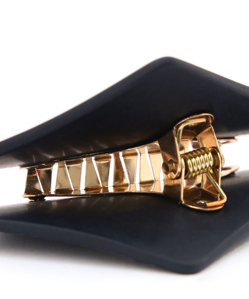 colleca la(コレカラ)の「マットスクエアバンスクリップ(バレッタ/ヘアクリップ・レディース・ブラック/ブラウン/アイボリー・FREE)」の13枚目の写真