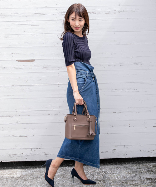 Edit Sheen（エディットシーン）の「タッセルチャームスクエアバッグ（ハンドバッグ・レディース・ブラック/レッド/モカ・FREE）」の19枚目の写真