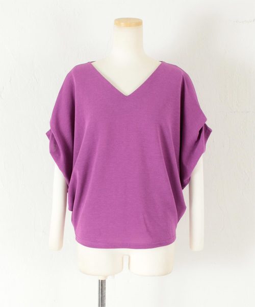 titivate(ティティベイト)の「袖タックカットソープルオーバー(Tシャツ/カットソー・レディース・ブラック/ベージュ/パープル/ネイビー/オフホワイト・FREE)」の6枚目の写真