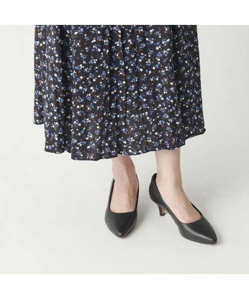 Clarks（クラークス）の「Linvale Jerica / リンベールジェリカ（ブラックレザー）（パンプス・レディース・ブラック・5/3/3.5/4/4.5/5.5/6）」の22枚目の写真