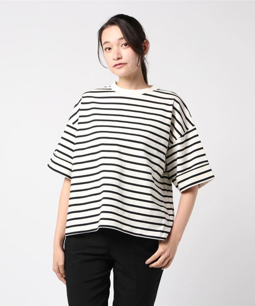 Te chichi(テチチ)の「綿天竺ボーダービッグプルオーバー(Tシャツ/カットソー・レディース・オフホワイト/ベージュ/ブラック・フリ-)」の1枚目の写真