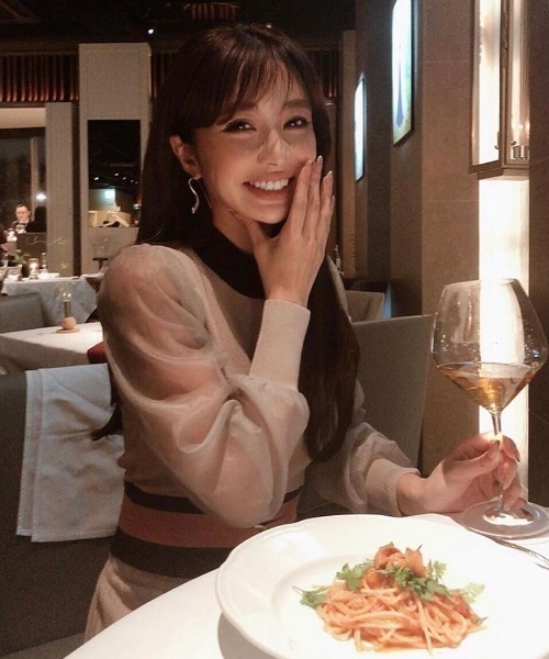 EIMY ISTOIRE（エイミーイストワール）の「カラーブロックプリーツニットワンピース（ワンピース・レディース・グレイッシュベージュ/ブラック/ピンク/ラベンダー/ミント・FREE）」の16枚目の写真