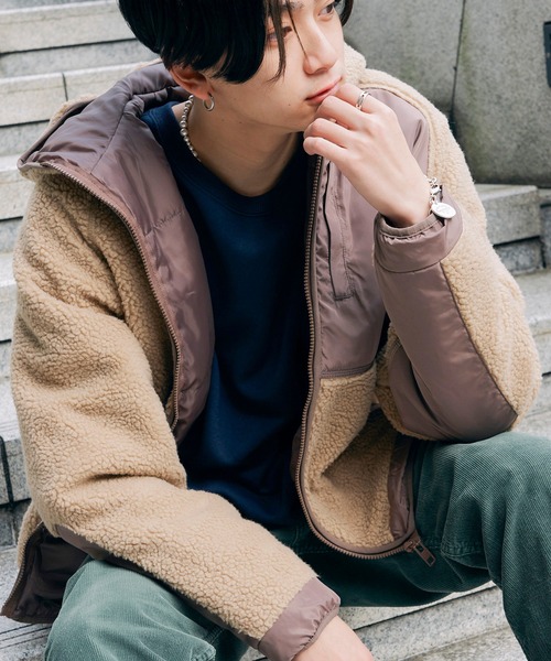 Mark Gonzales（マーク・ゴンザレス）の「Mark Gonzales/マークゴンザレス MONO-MART別注 シープボアフリース オーバーサイズ 切替フードブルゾン（ブルゾン・メンズ・ベージュ系その他/ベージュ系その他4/ブラック系その他/ベージュ系その他3/ベージュ系その他2/ホワイト系その他/ブラック/ベージュ系その他5/ベージュ系その他6/ベージュ系その他7/ベージュ系・M/S/L/XL）」の5枚目の写真