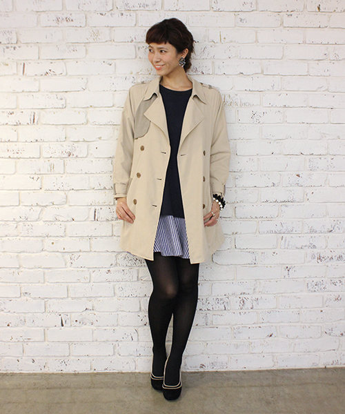 mystic（ミスティック）の「配色トレンチコート（トレンチコート・レディース・キャメル/ベージュ/ネイビー・ﾌﾘ-）」の5枚目の写真